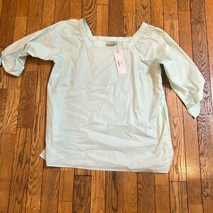 Women’s tunic size XL NWT